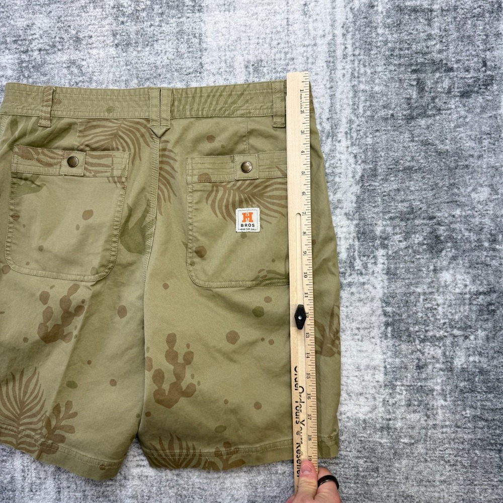 Howler Bros Clarksville Walk Shorts Mens 32 Olive Tan Desert Floral Cactus Beach - Picture 11 of 12